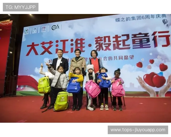 游泳训练营推出家庭康复组合包服务特殊群体 游泳训练营推出家庭康复组合包服务特殊群体